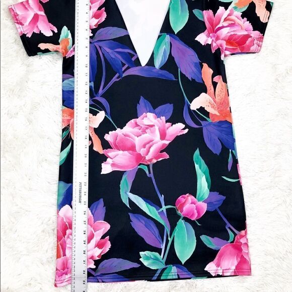 Missguided Black Floral Dress Size 6 - Picture 3 of 7